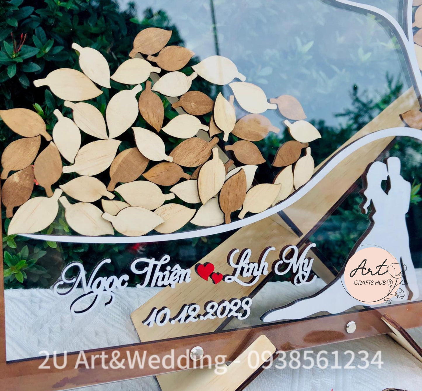 Wedding Guest Book, Personalized Bride and Groom Tree Rustic Drop Box, Tree Guest Book, Guest Book Alternative to Traditional Wedding Decor